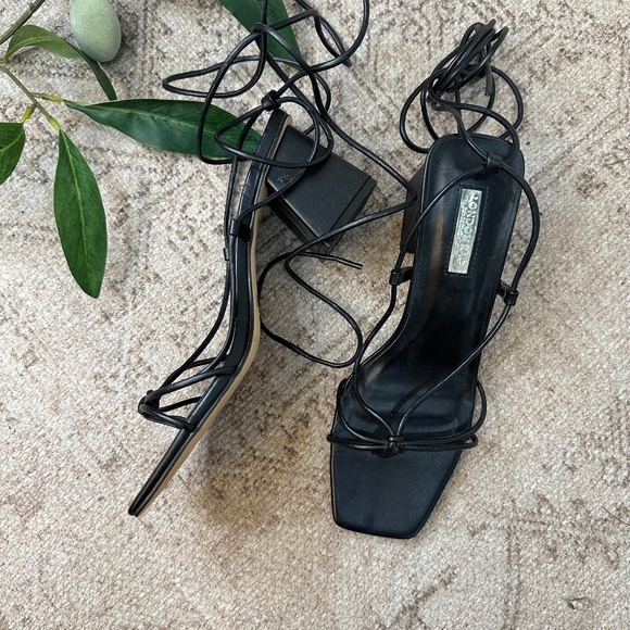 London Rag “Spruce Dessert” Black Strappy Block Heel Sandals – Size 7 - Picture 2 of 6